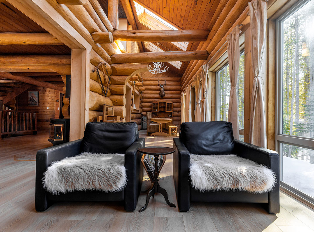 Professional Airbnb photography of cabin living room in Okanagan short-term rental